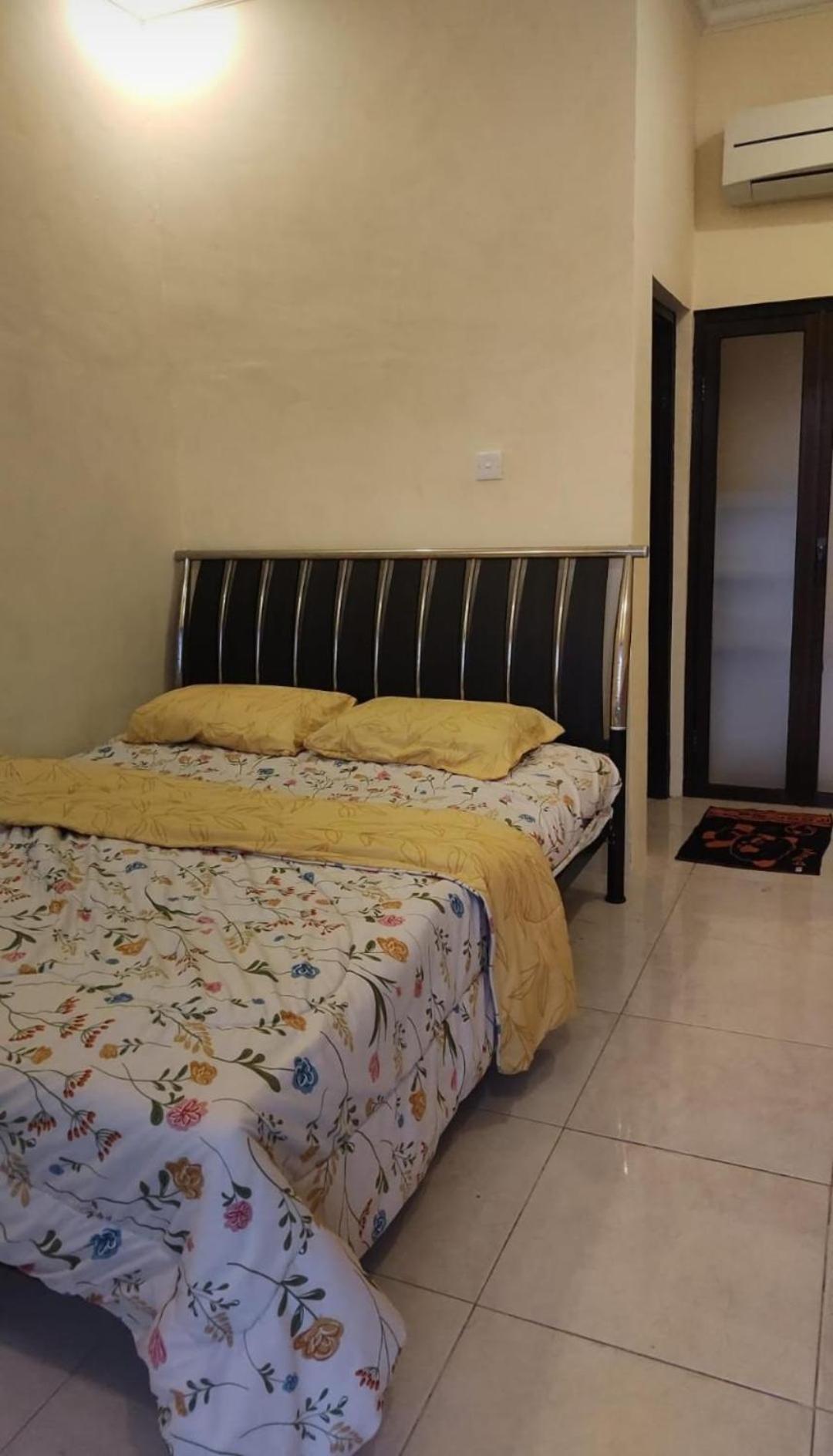 Sulfat Indah Home Stay Syariah Ngadipuro Exteriör bild